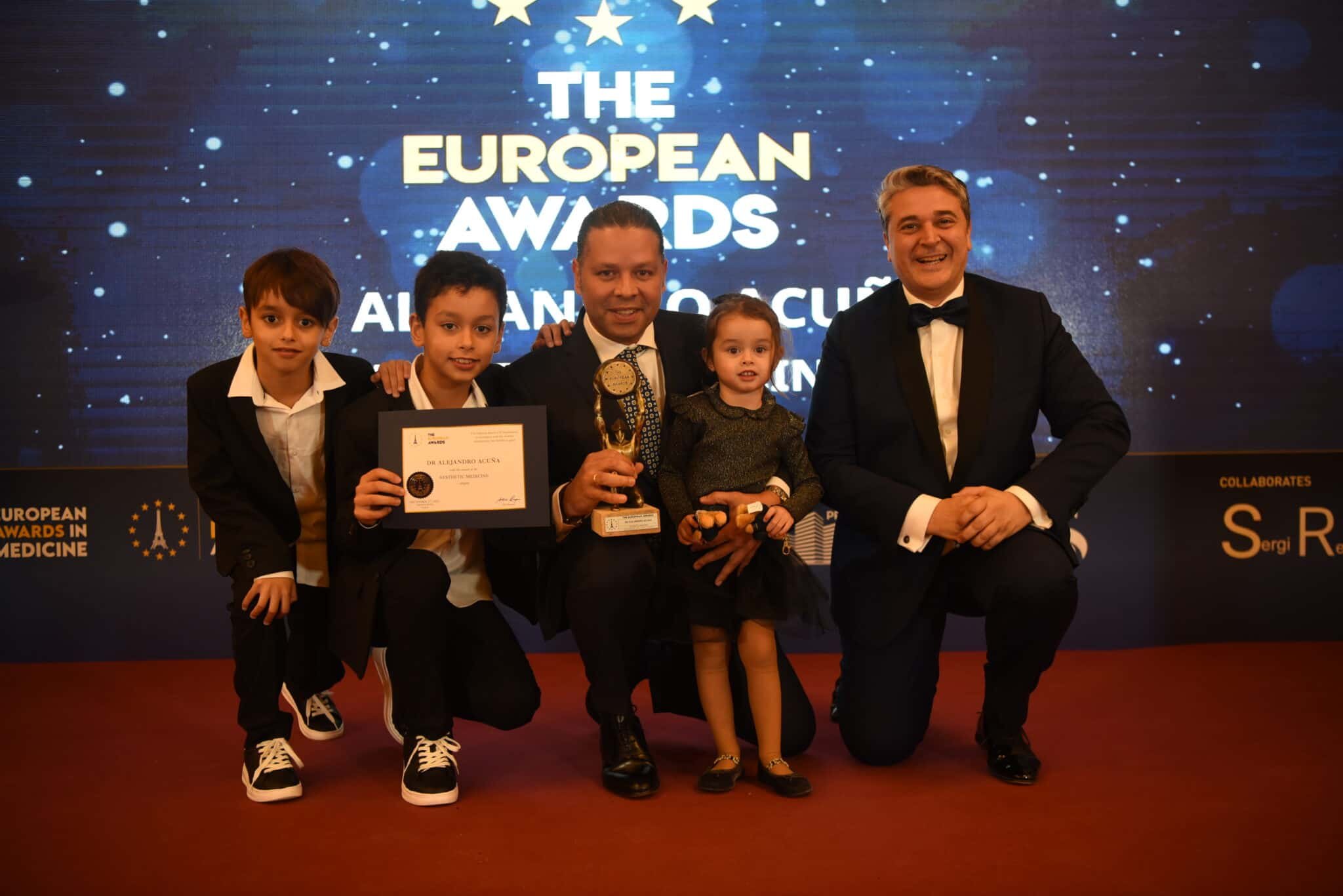 Dr. Alejandro Acuña premio europeo en medicina estética